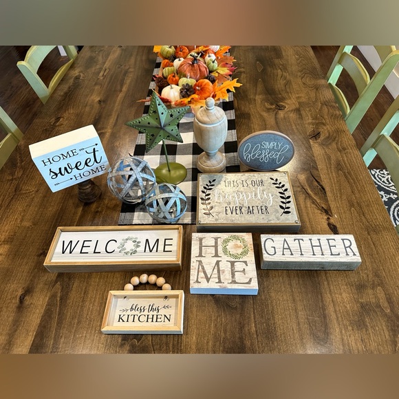 Farmhouse decor lot 11 pieces galvanized metal wood neutral tabletop wall decor - Picture 2 of 14